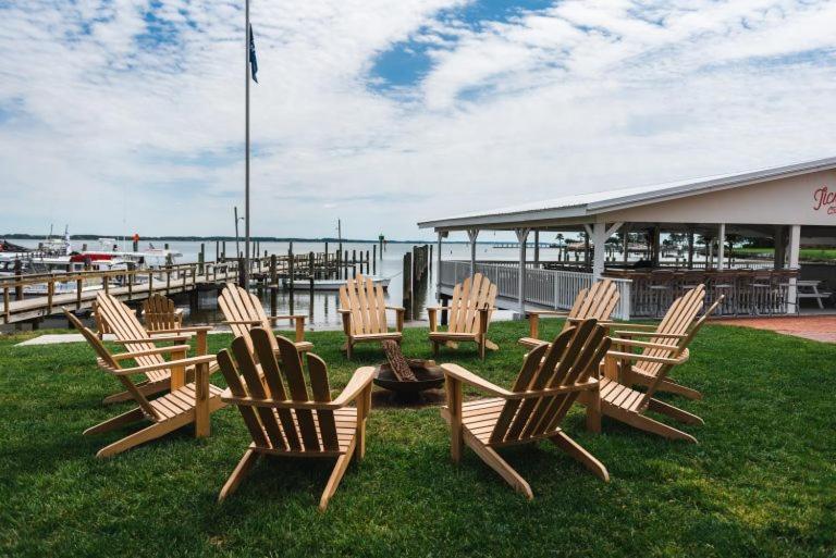 Wylder Hotel - Tilghman Island Экстерьер фото